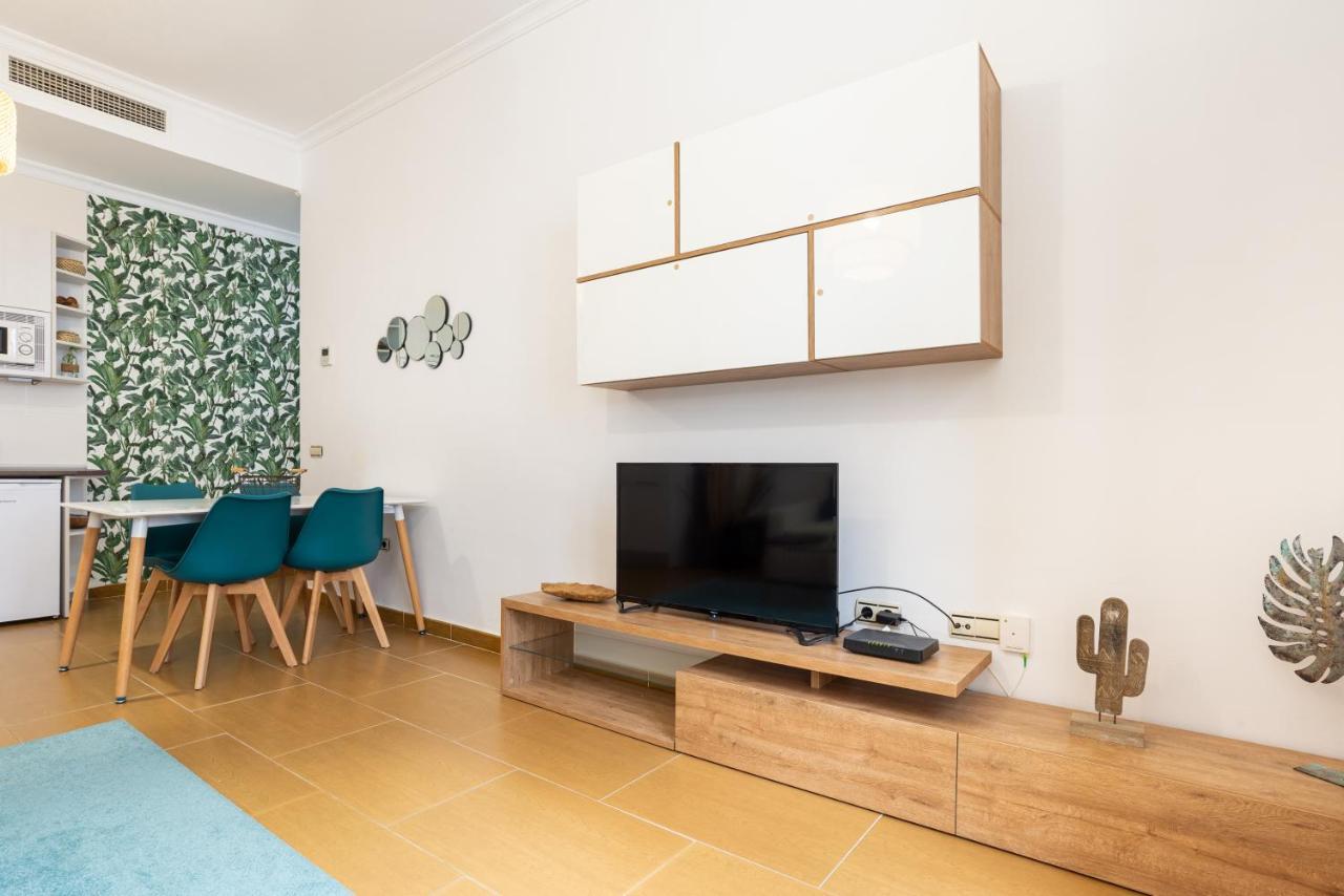 Dobo Malaga Puerto Apartment Bagian luar foto