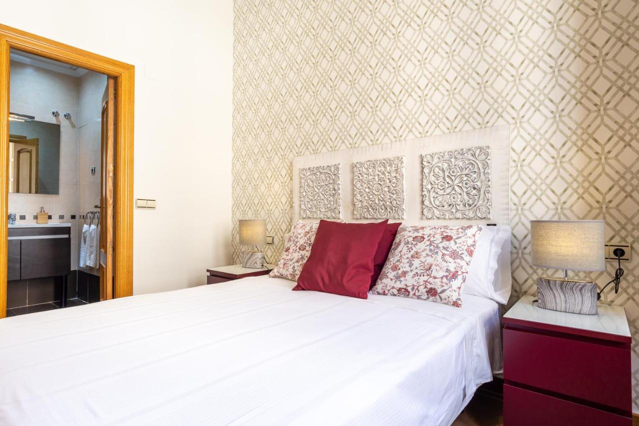 Dobo Malaga Puerto Apartment Bagian luar foto