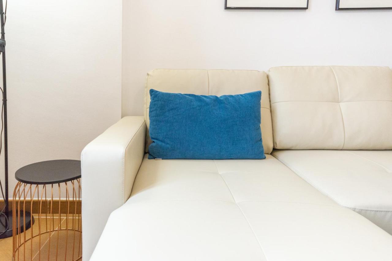 Dobo Malaga Puerto Apartment Bagian luar foto
