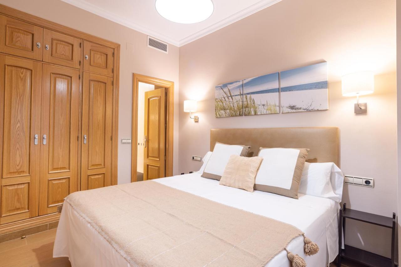 Dobo Malaga Puerto Apartment Bagian luar foto