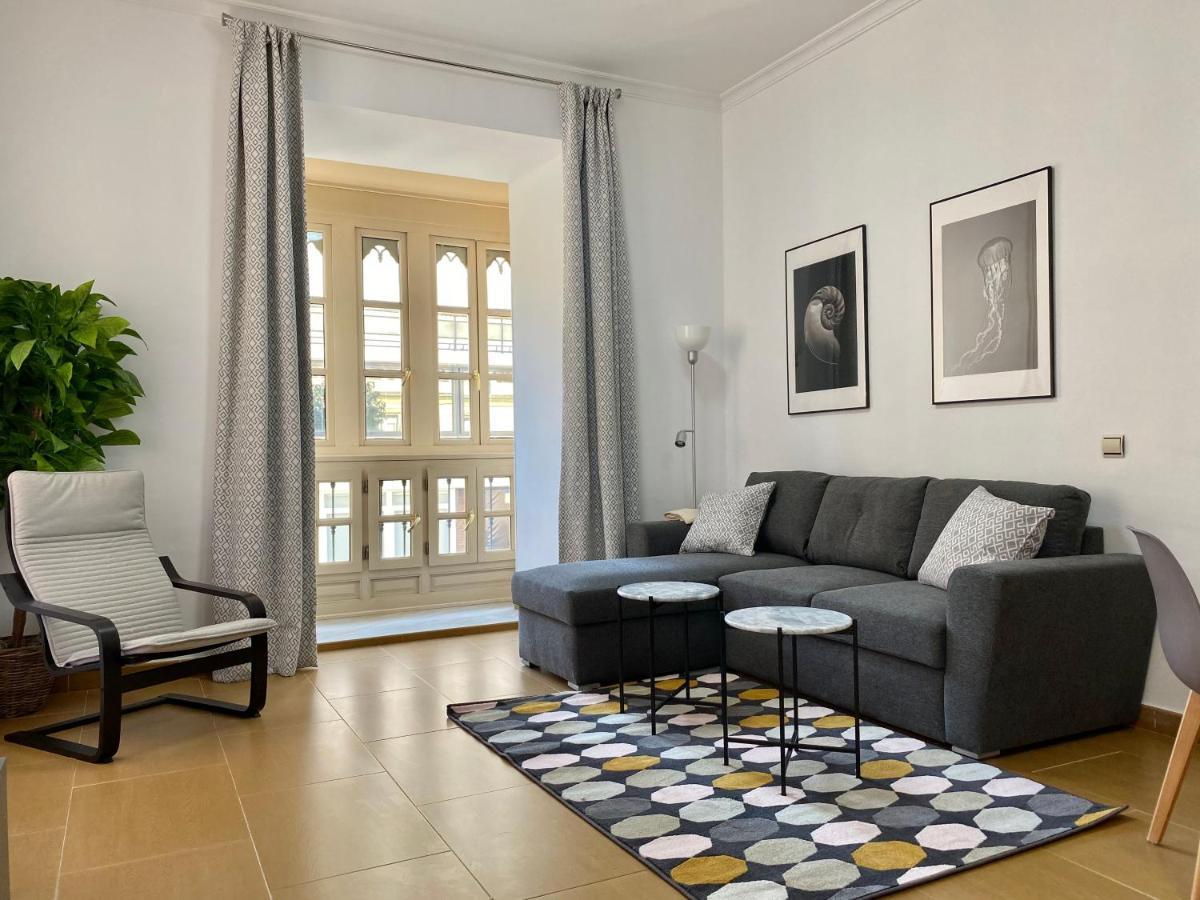 Dobo Malaga Puerto Apartment Bagian luar foto