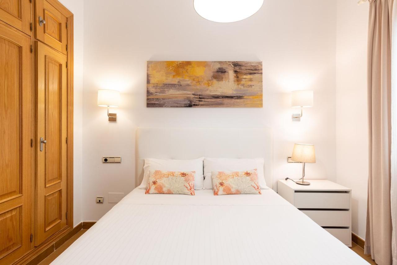Dobo Malaga Puerto Apartment Bagian luar foto